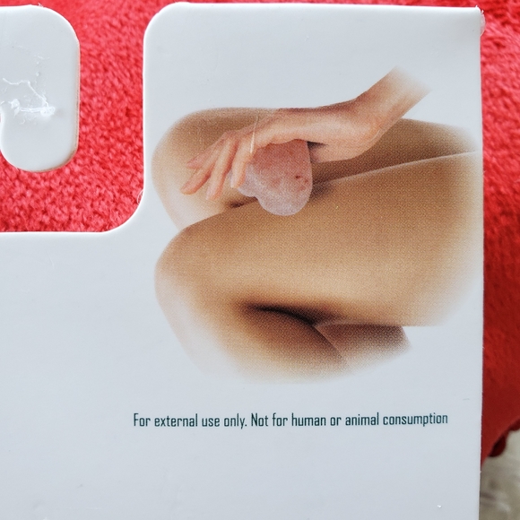 HIMALAYAN CRYSTAL SALT MASSAGE STONE. - Picture 4 of 5